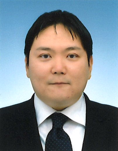 内海 真樹